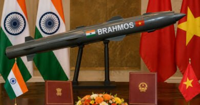 India-Signs-BrahMos-Missile